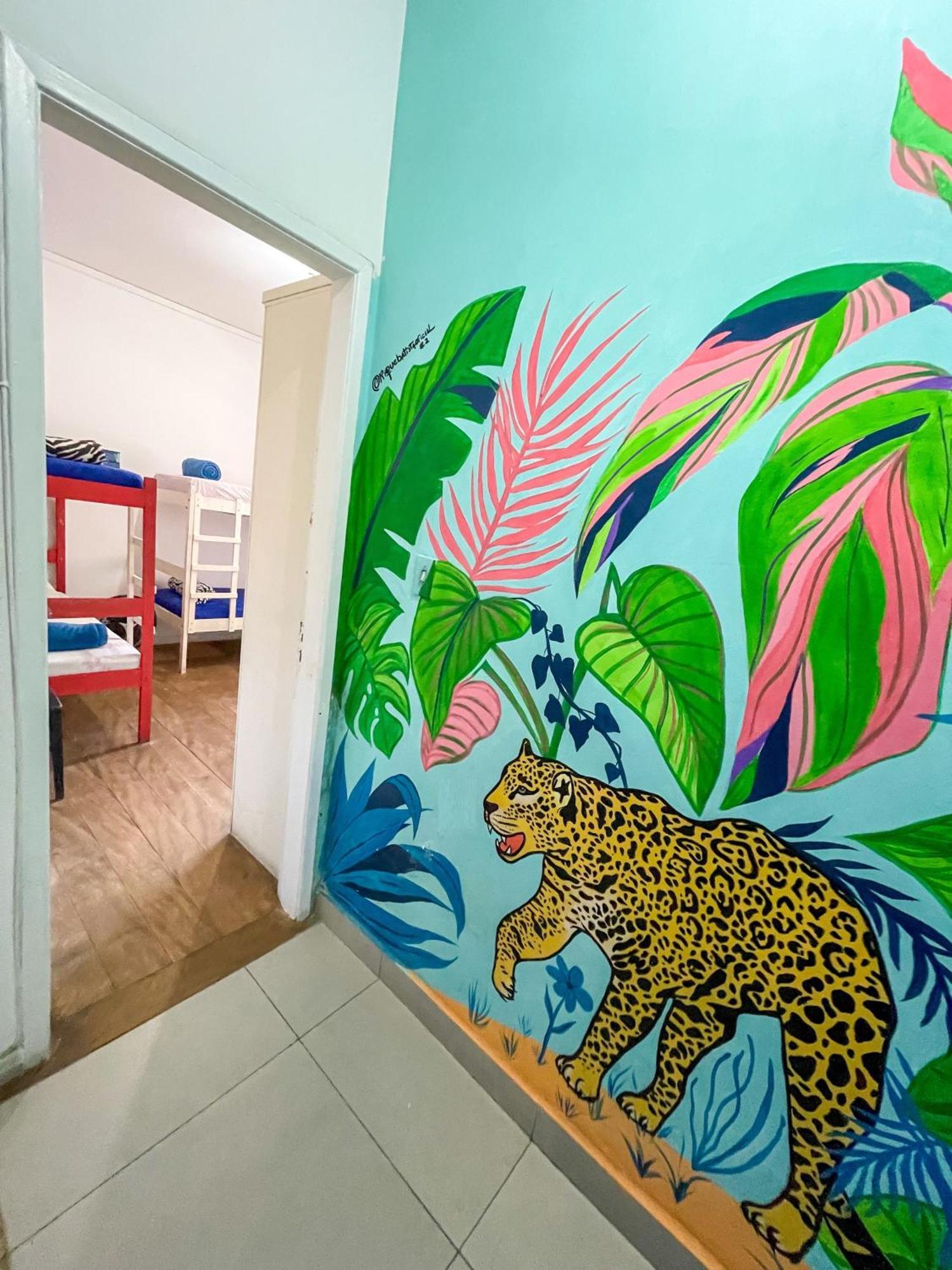 Onca Da Praia Hostel Vitoria Exterior photo
