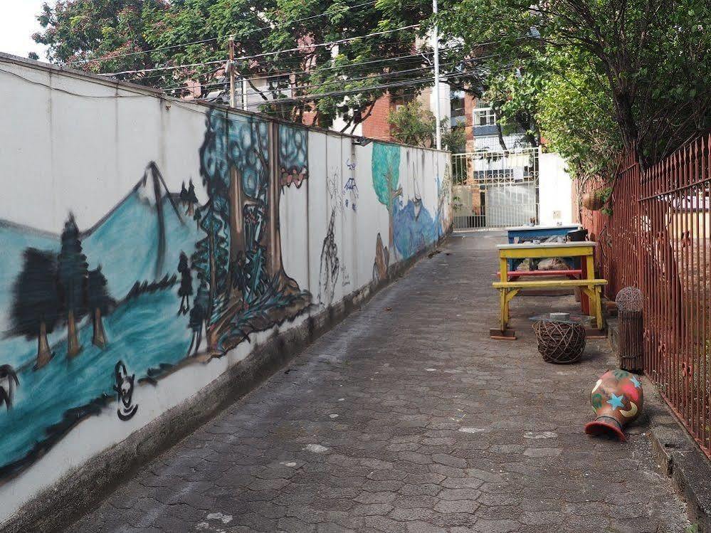 Onca Da Praia Hostel Vitoria Exterior photo